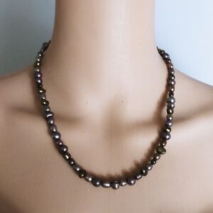 Pearls 6-7 mm freshwater necklace peacock‎ purple